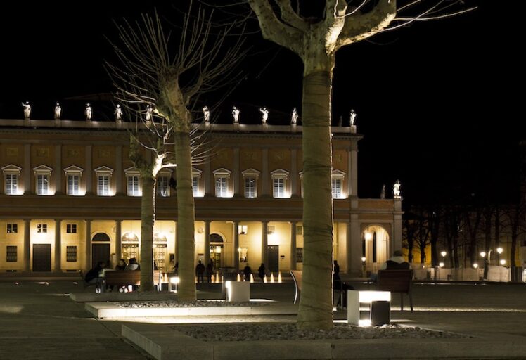 Illuminazione urbana piazza dei teatri reggio emilia